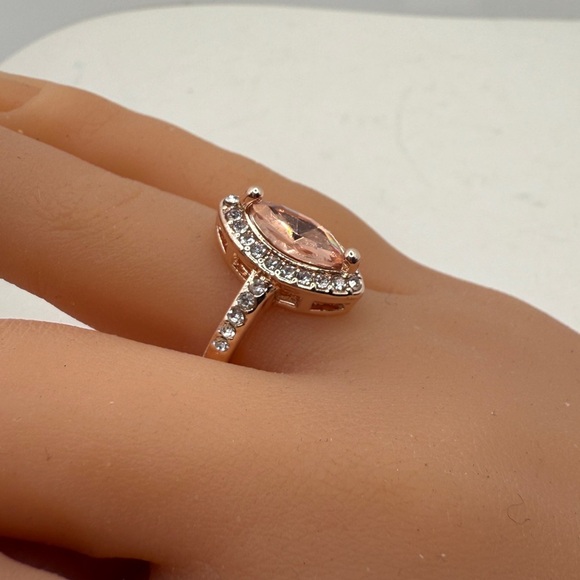 Rose Gold Ring - Picture 3 of 5
